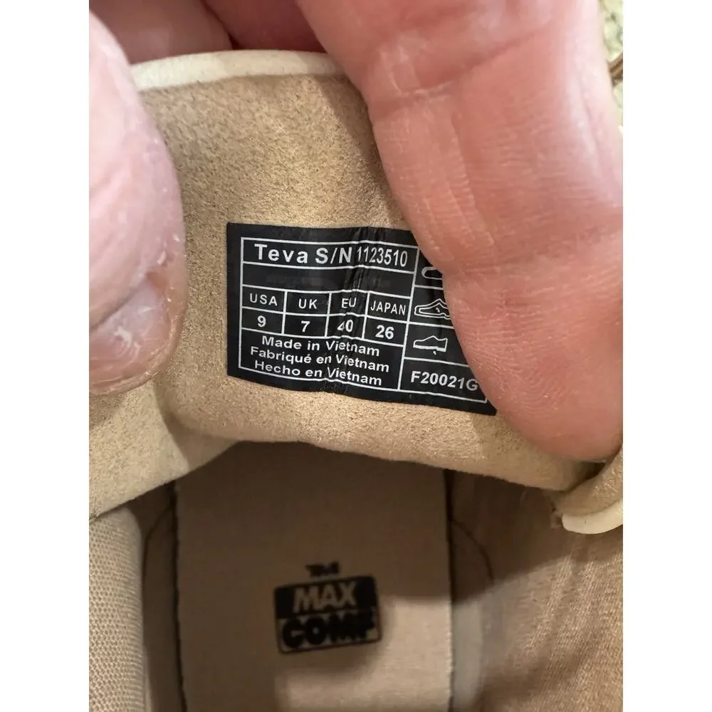 Teva Midform Boots Ivory Swan Womens 9 NEW Water Resistant Combat Lace up winter